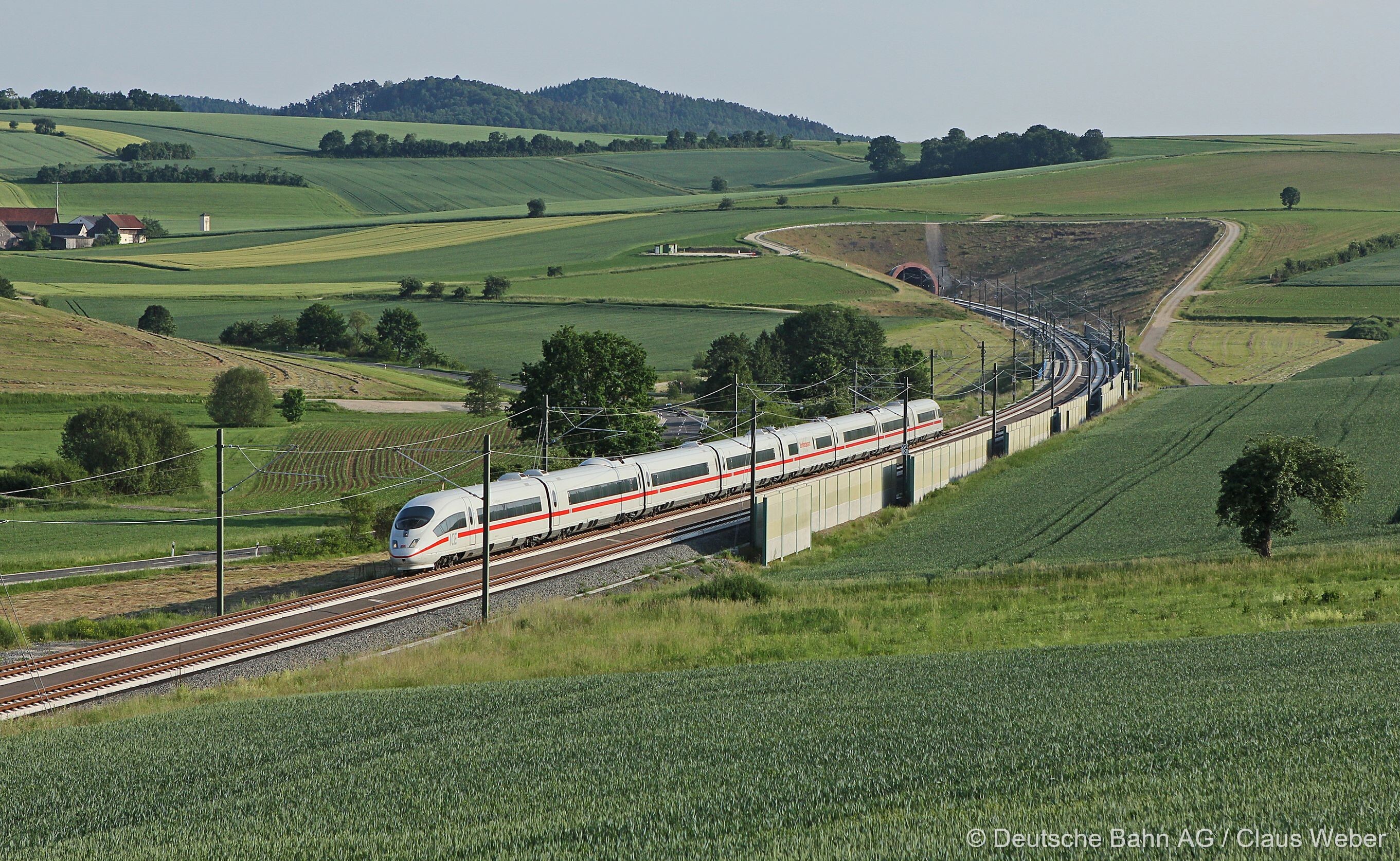 Deutsche Bahn ICE 3 (Class 403) Deutsche Bahn ICE 3 (Class 403)