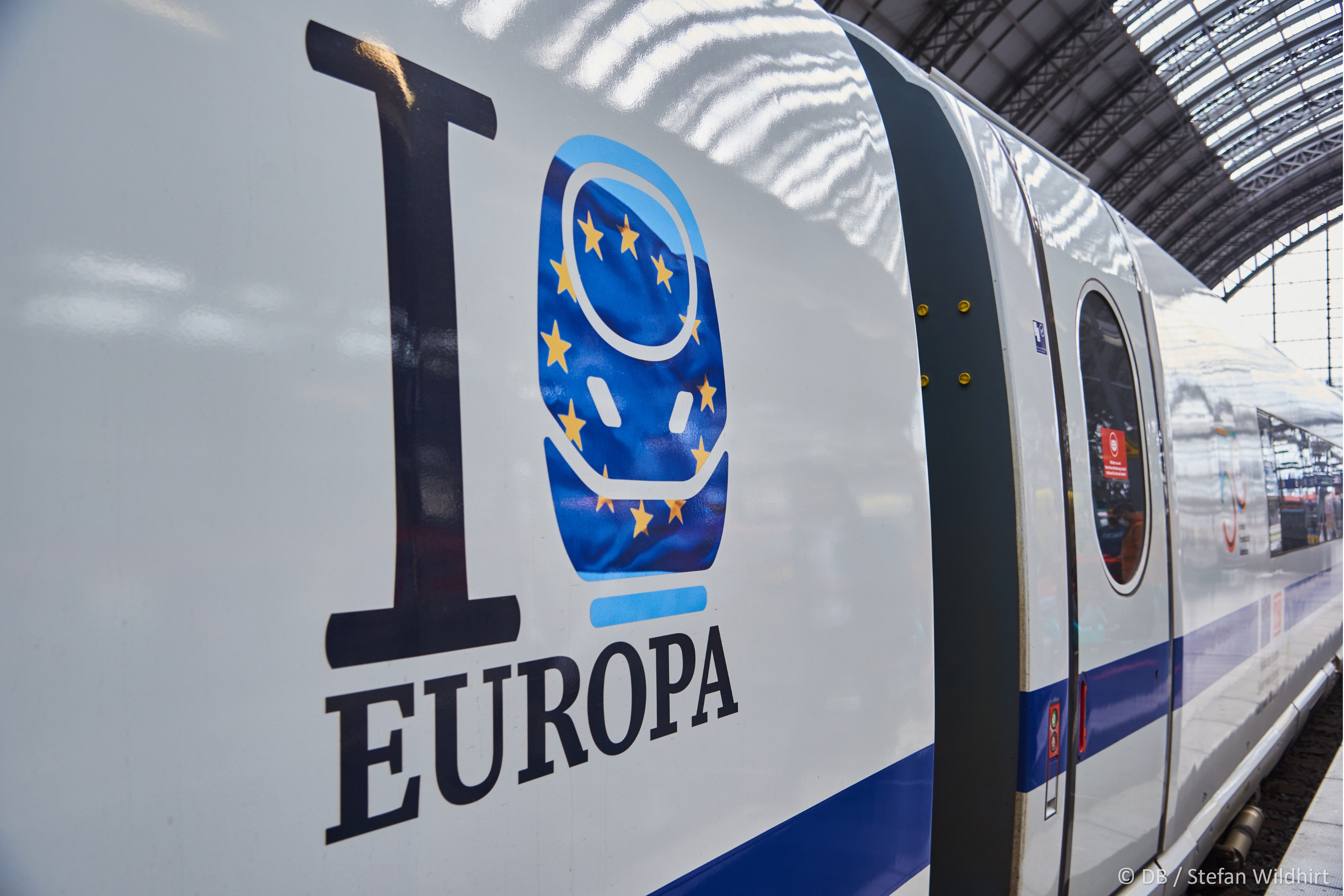 Deutsche Bahn ICE 3 (Class 406) "Europa" Deutsche Bahn ICE 3 (Class 406) "Europa"